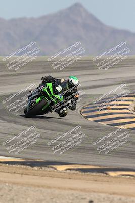 media/Oct-02-2025-Racers Edge (Thu) [[2c91cb6ab3]]/2-A Group/Session 5-Turn 12 (130pm)/